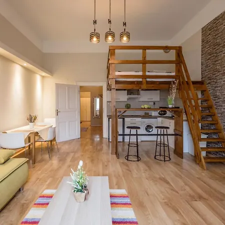 Andrassy 53 2bedroom Center 公寓